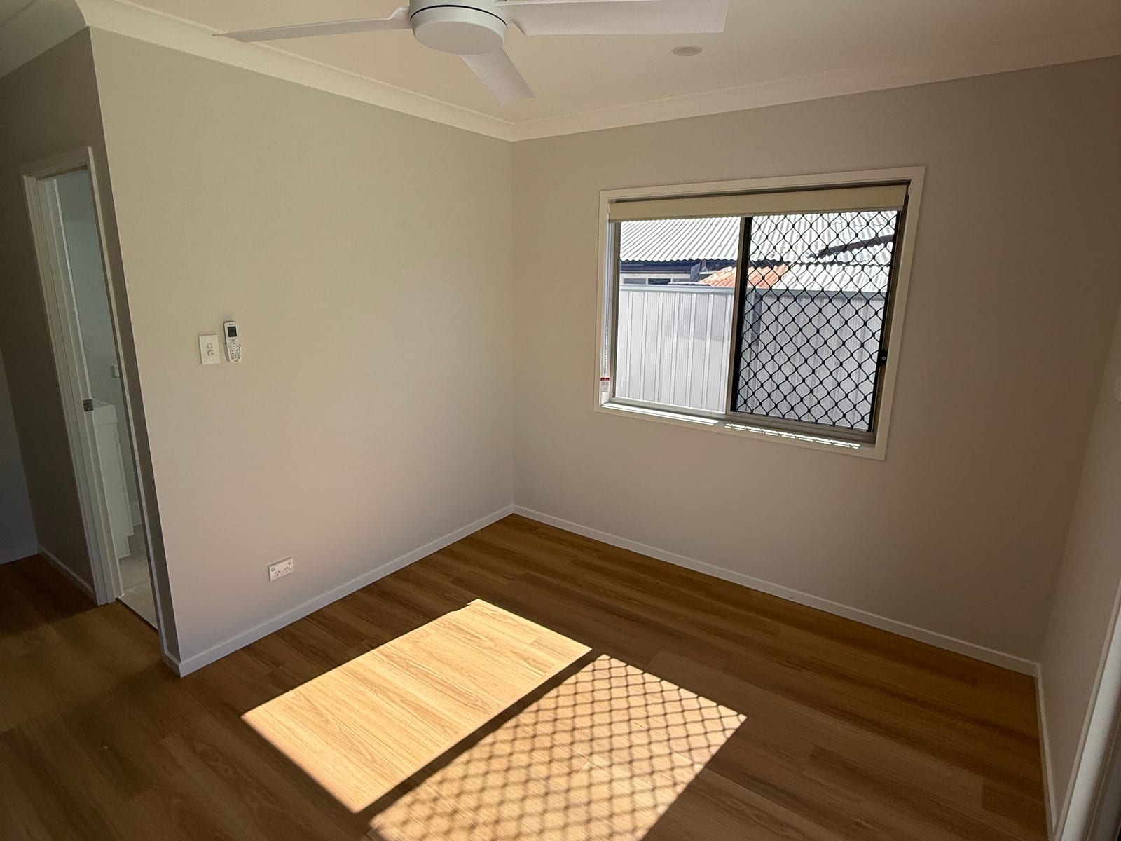 02-living-area