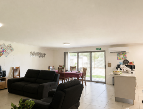 deception-bay-qld-sil_living-room