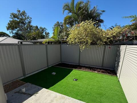 04-private-courtyard